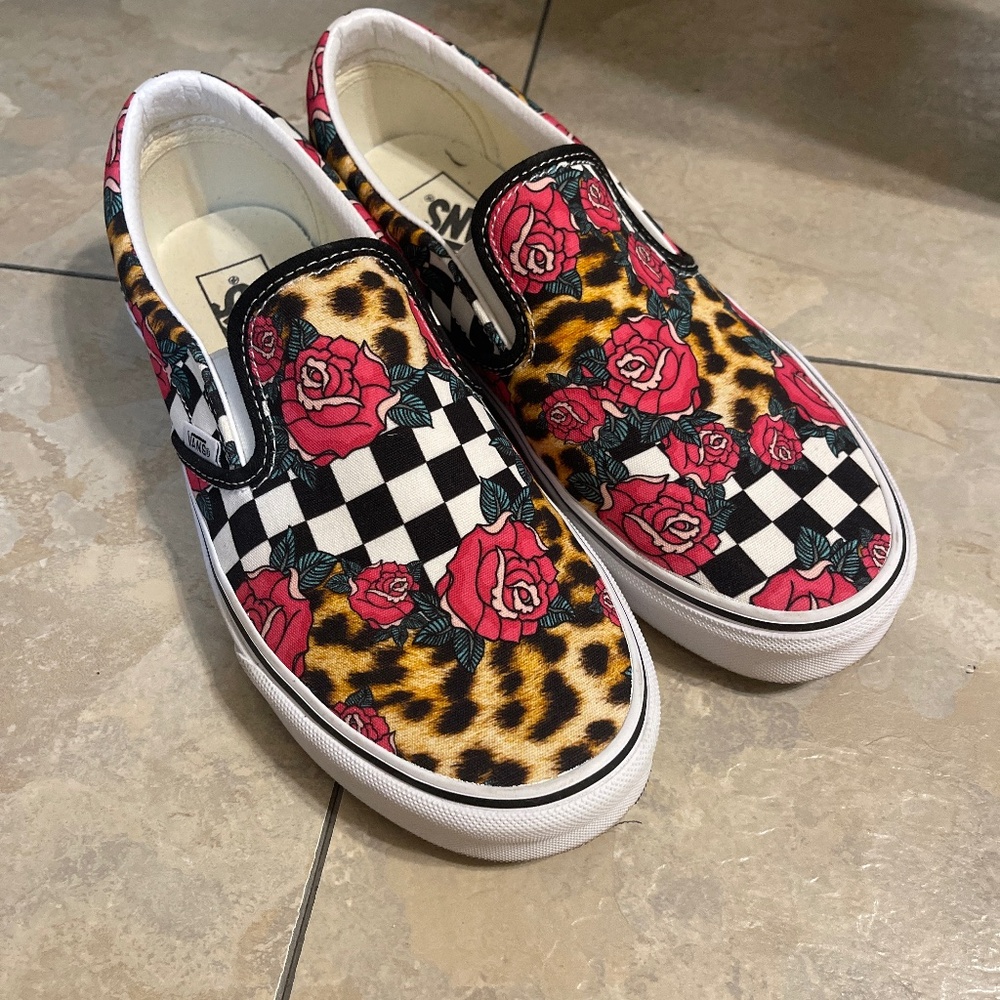 BRAND NEW CUSTOM VANS